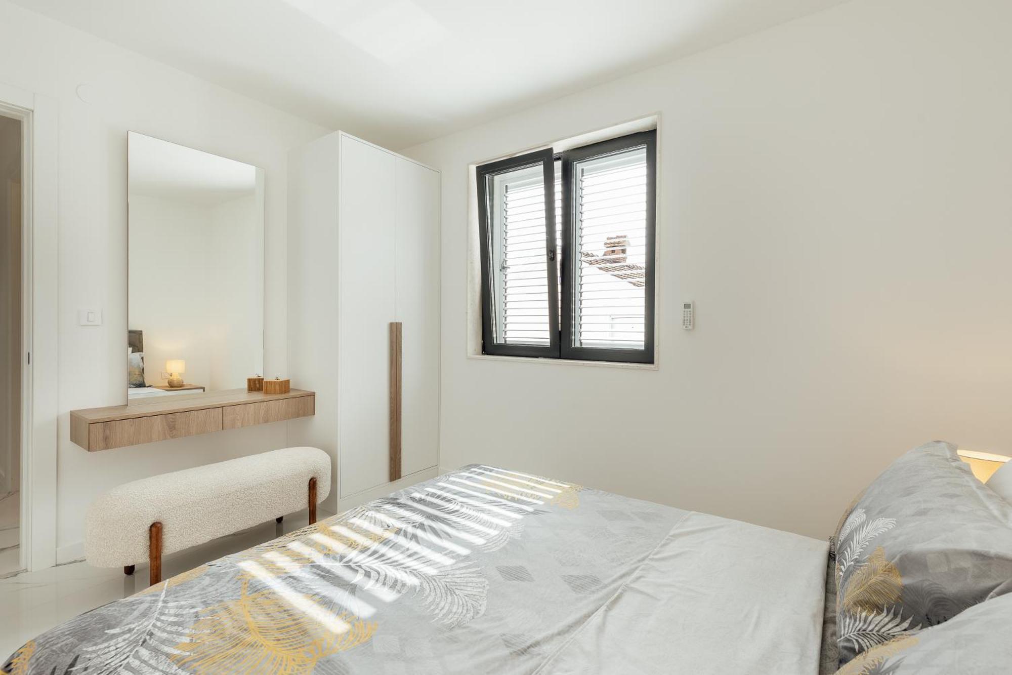 Savina Beachfront Oasis Херцег-Нови Экстерьер фото